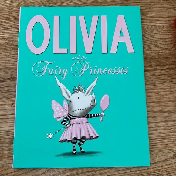 Olivia books - Picture 3 of 4